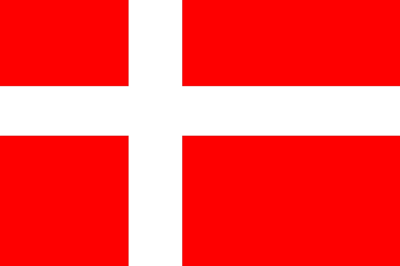 flag, dannebrog, denmark-983155.jpg